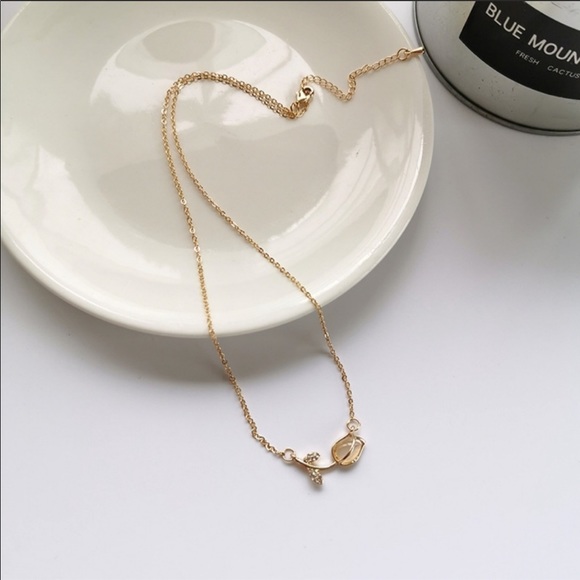 ‼️FINAL PRICE‼️ONLY ONE LEFT! Dainty Rose Necklace with Studded Leaves - Picture 6 of 6